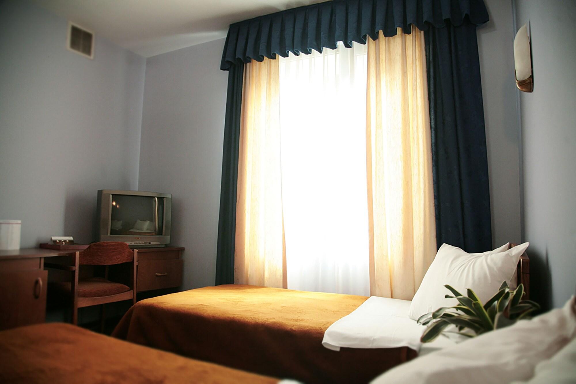 יירבאן Ararat Hotel מראה חיצוני תמונה