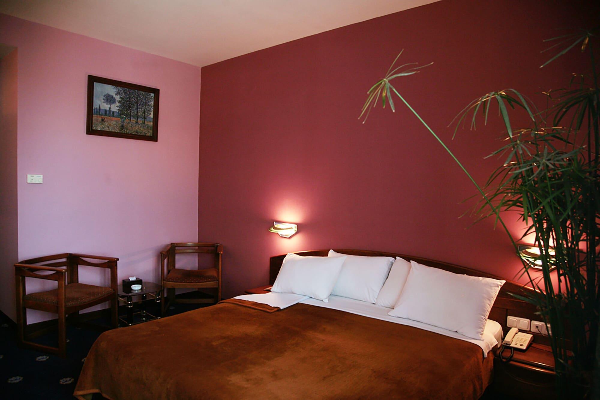 יירבאן Ararat Hotel מראה חיצוני תמונה