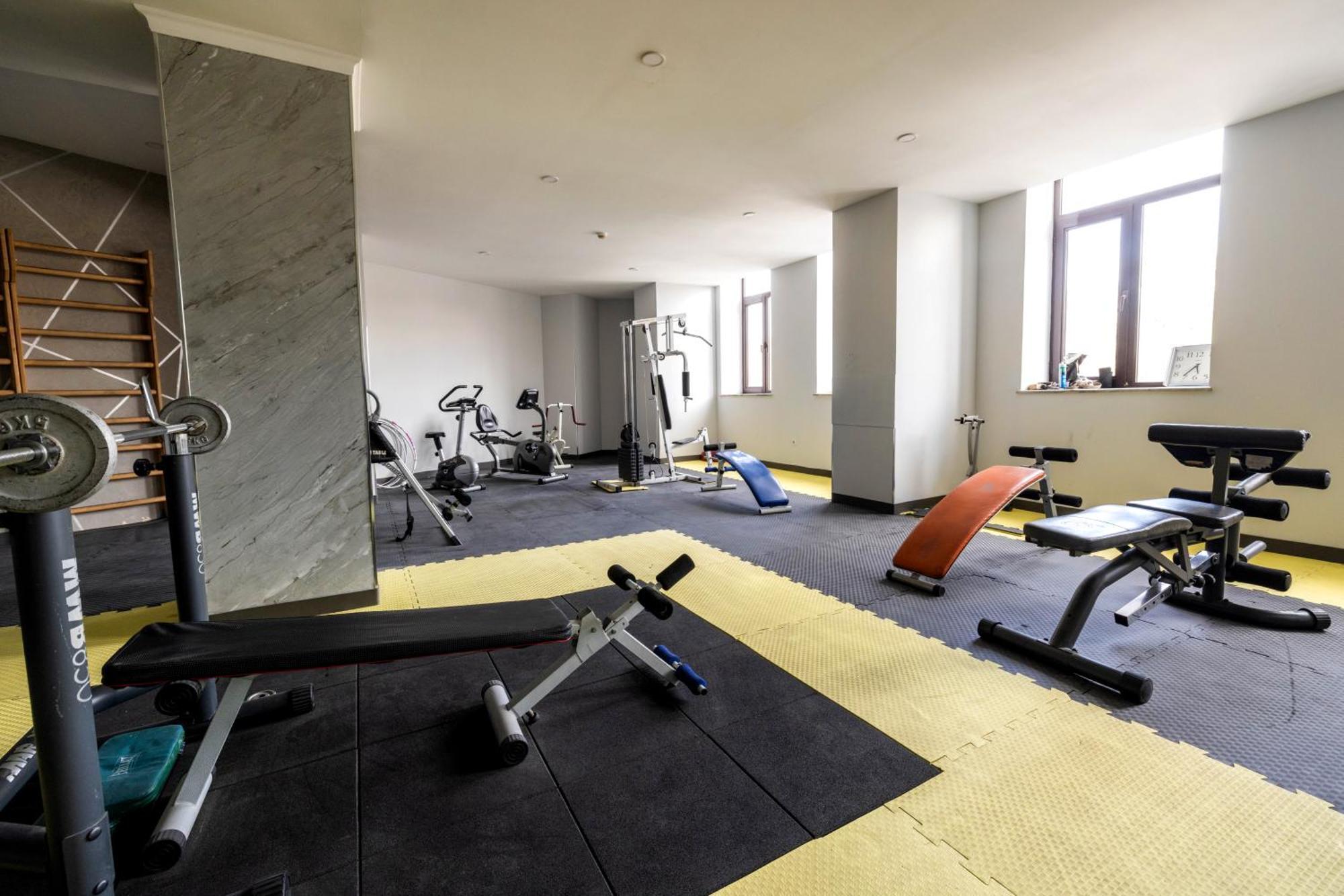 יירבאן Ararat Hotel מראה חיצוני תמונה
