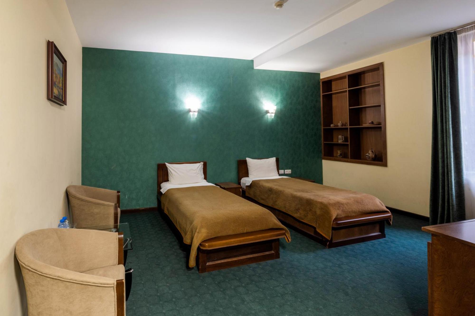 יירבאן Ararat Hotel מראה חיצוני תמונה