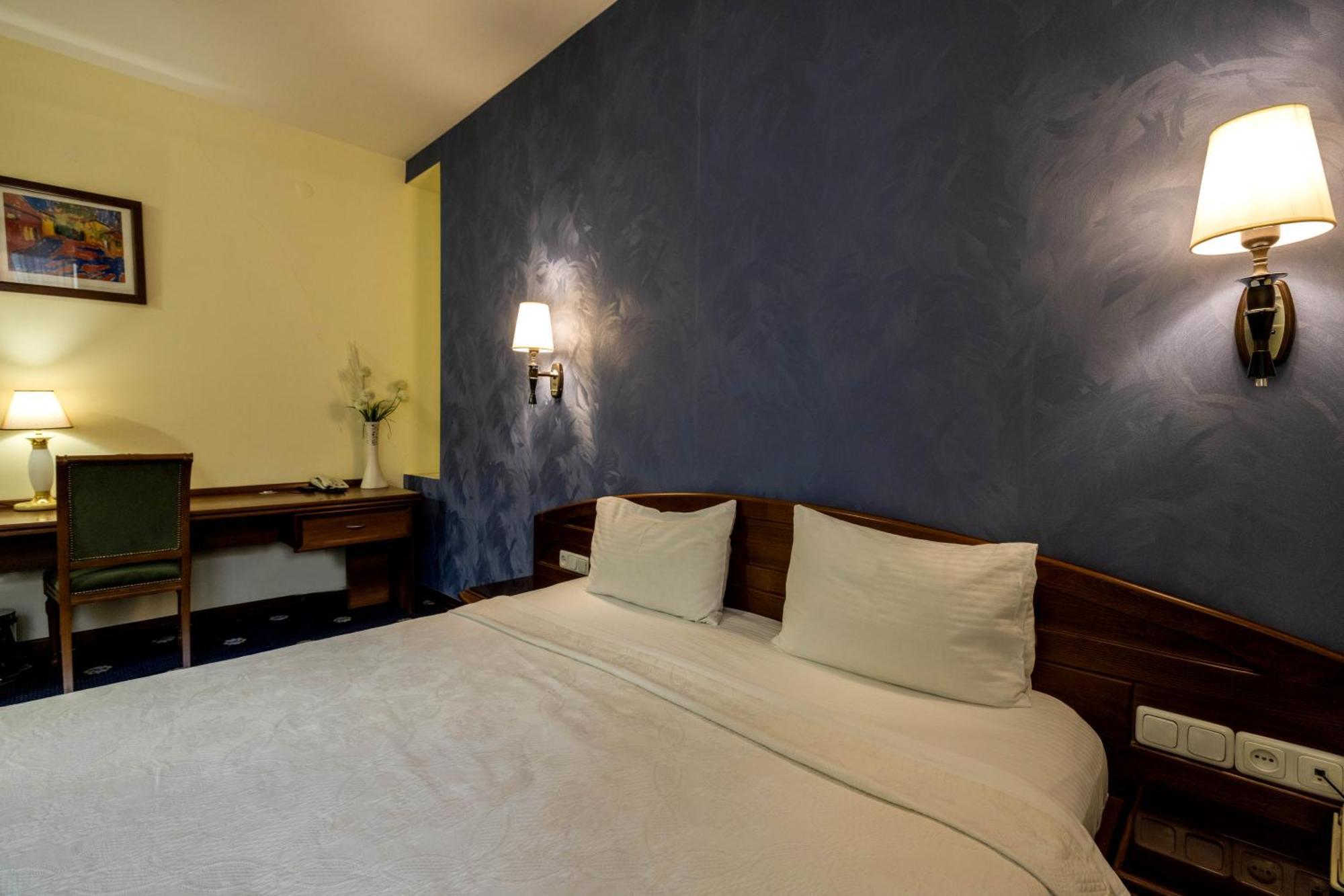 יירבאן Ararat Hotel מראה חיצוני תמונה