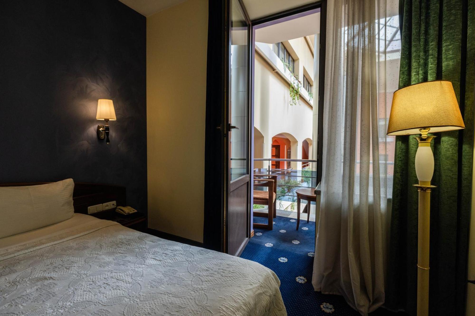 יירבאן Ararat Hotel מראה חיצוני תמונה