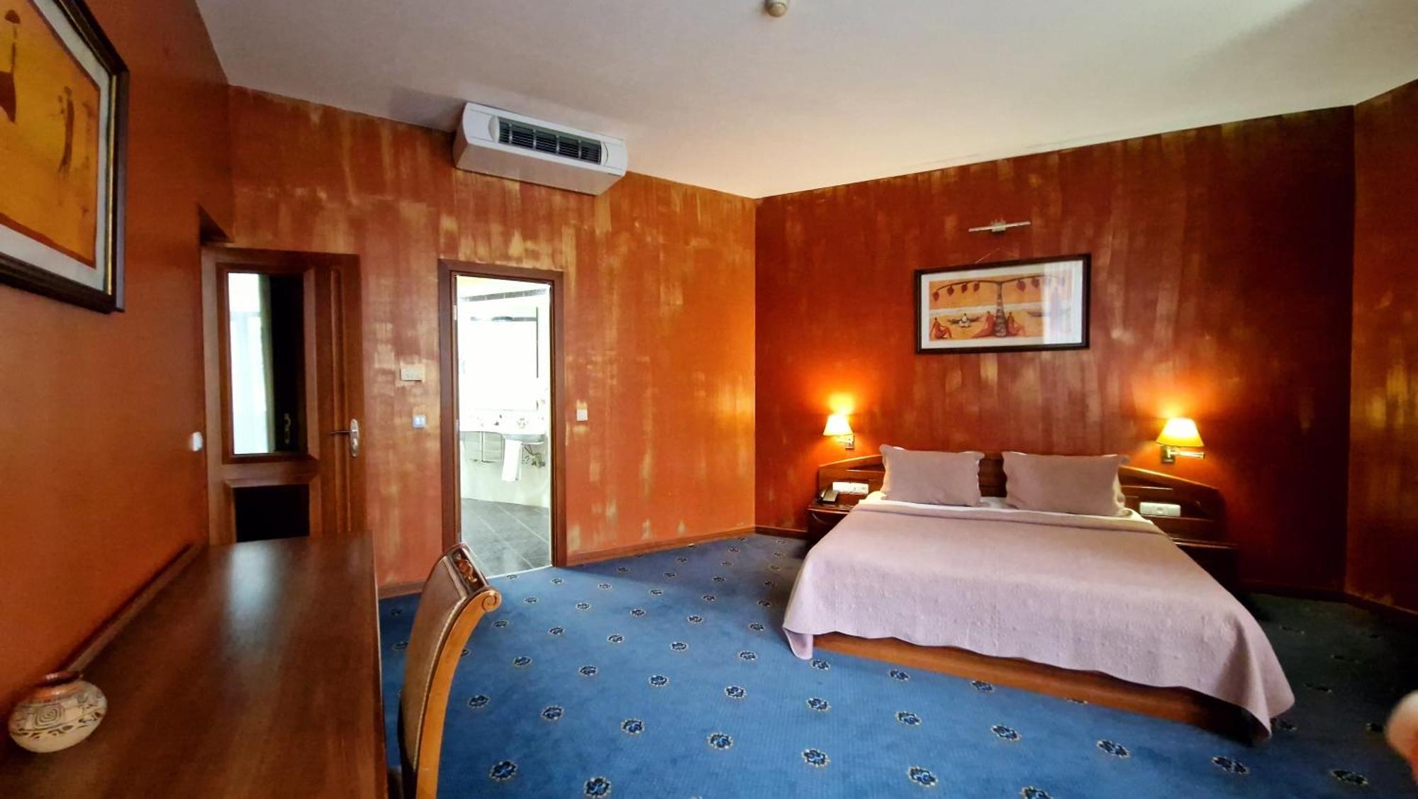 יירבאן Ararat Hotel מראה חיצוני תמונה