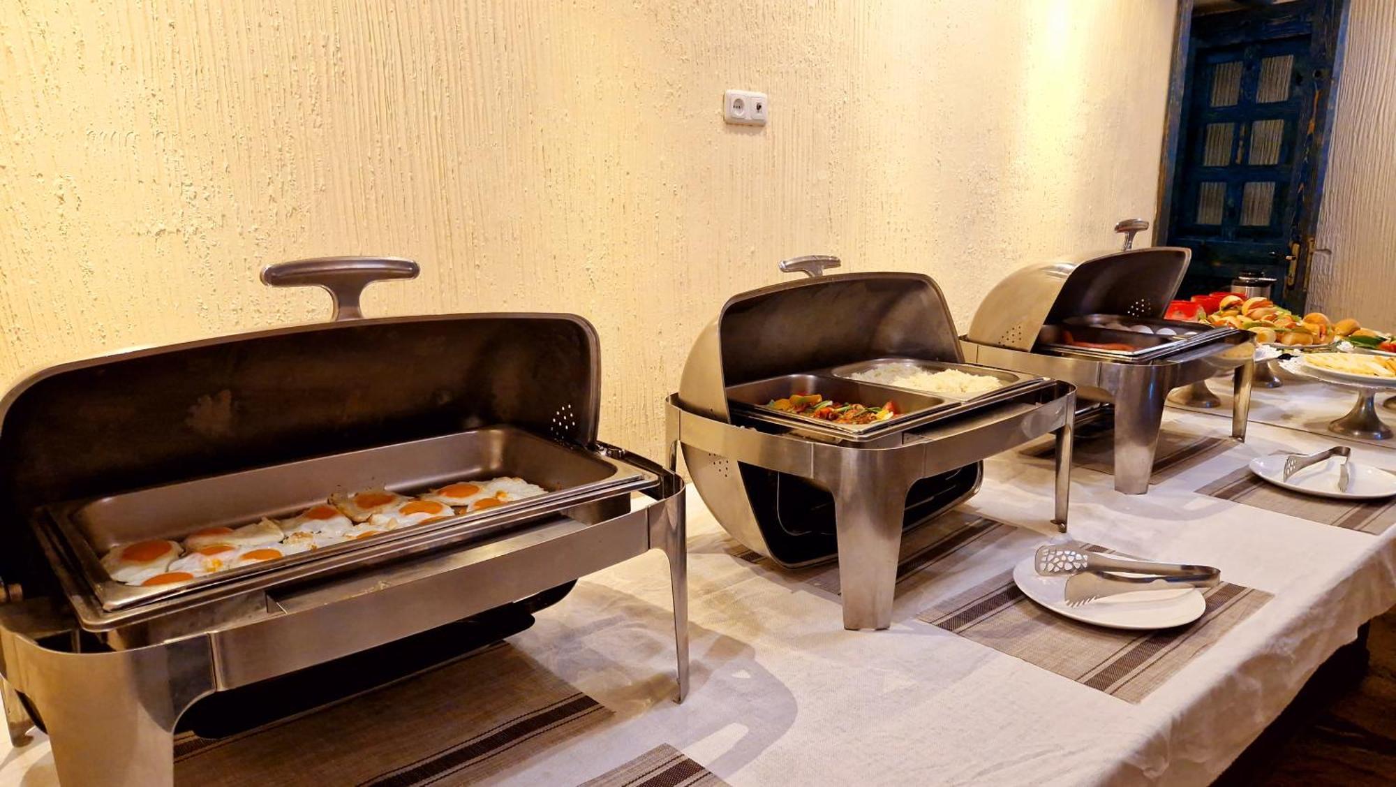 יירבאן Ararat Hotel מראה חיצוני תמונה