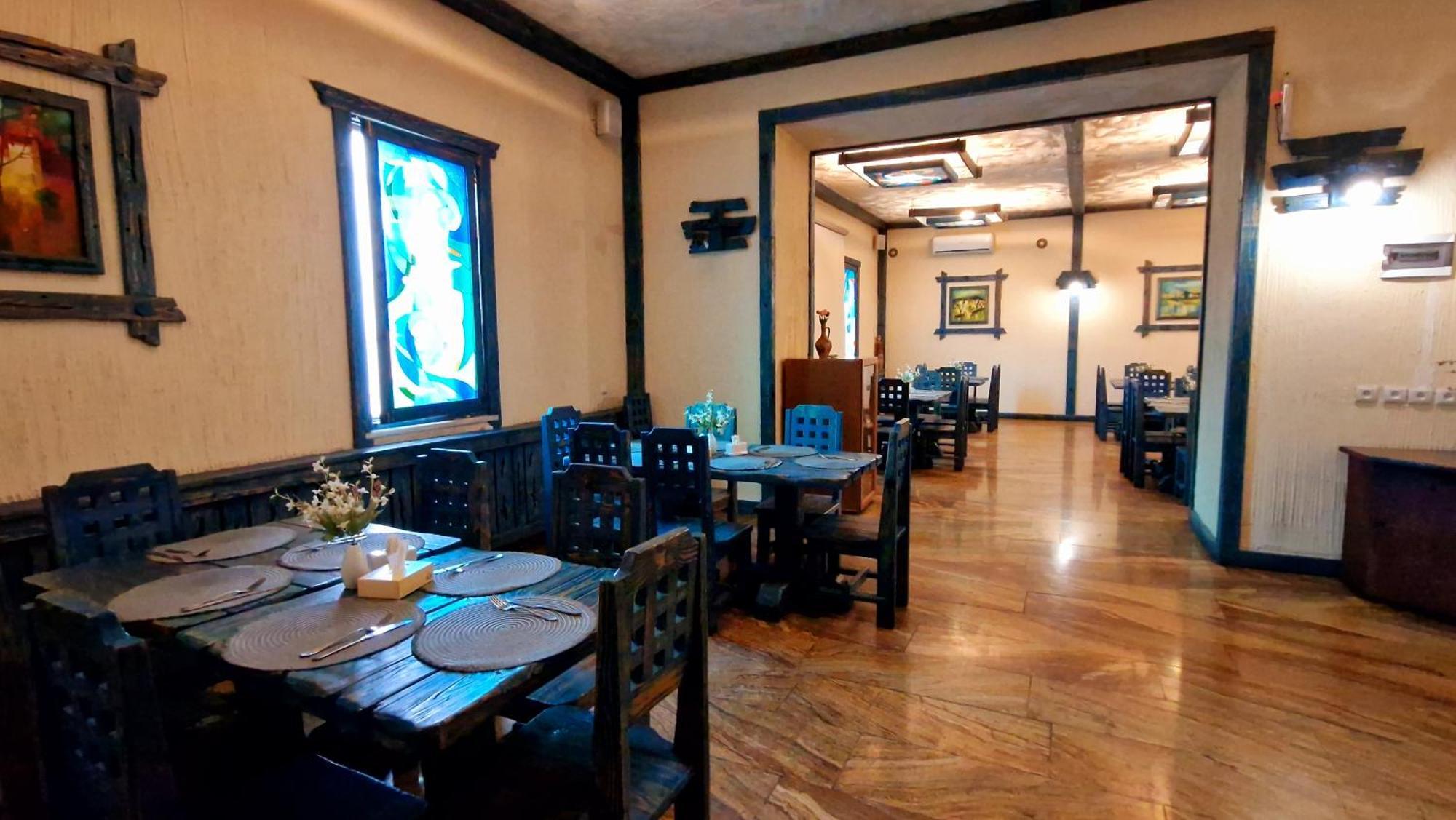 יירבאן Ararat Hotel מראה חיצוני תמונה