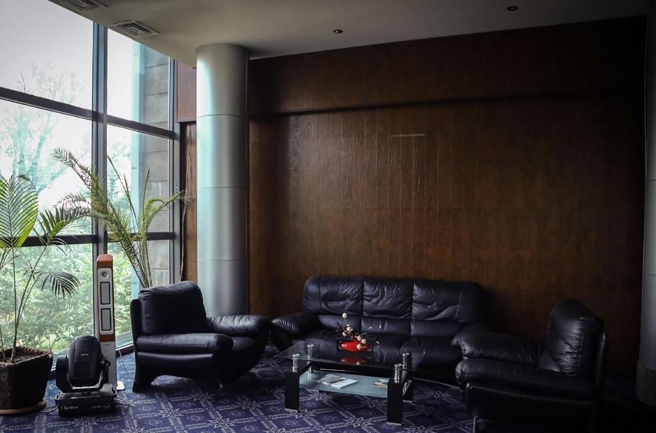 יירבאן Ararat Hotel מראה חיצוני תמונה